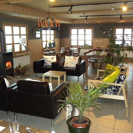 โฮเทล เรสเตอรองท์ วัลลีเซอร์ ซอนเนอ Hotel Reckingen ภายนอก รูปภาพ